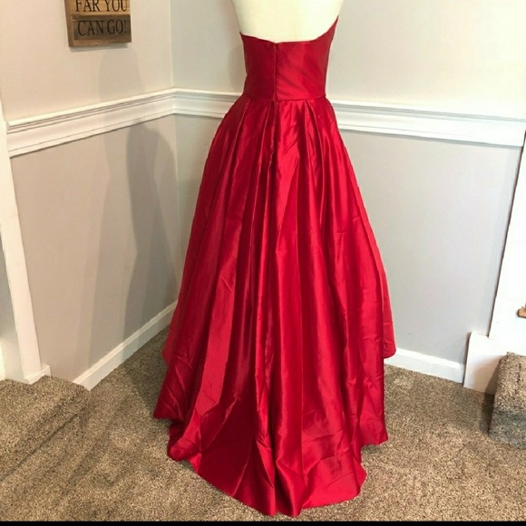 Brand new with tag Besty and Adam Ball Gown Dress - Picture 2 of 5